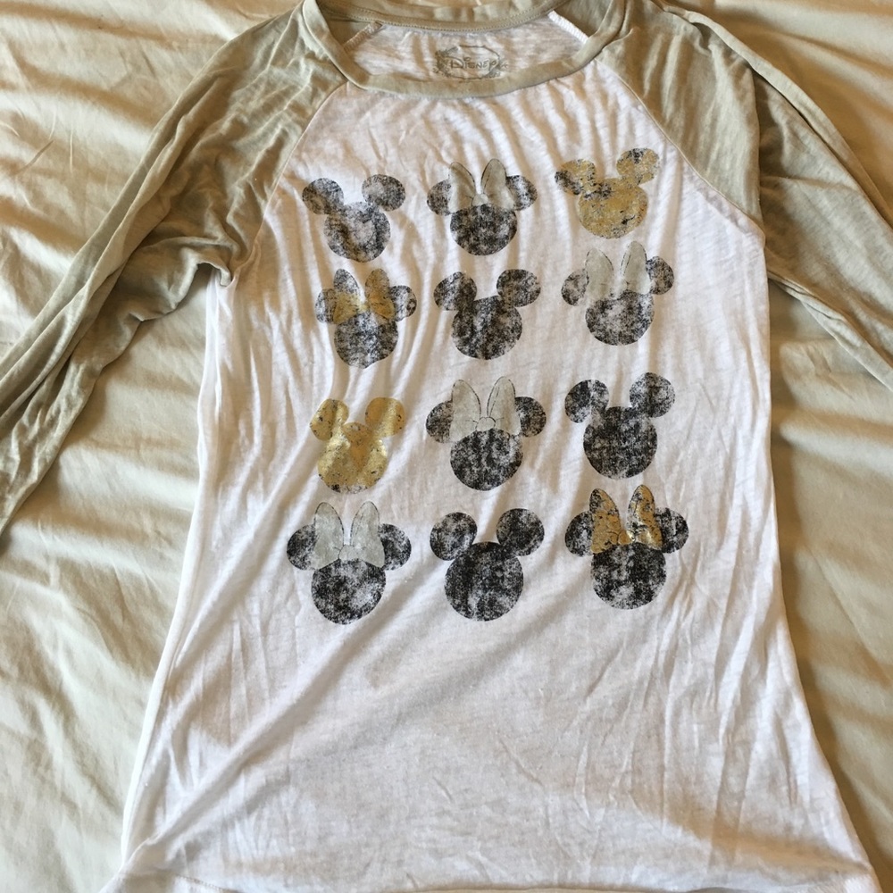 3/4 sleeve mickey and Minnie Mouse tee